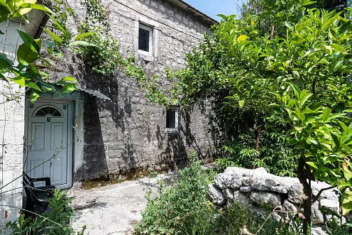 For Sale – Charming Stone House in Kotor, Beautiful Mediterranean Style