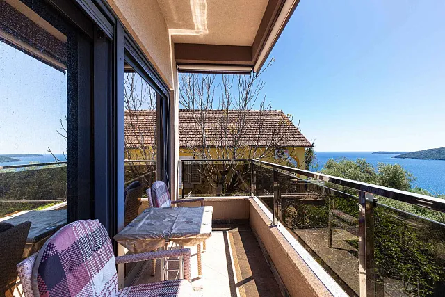 Excellent villa in the center of Herceg Novi — photo 47