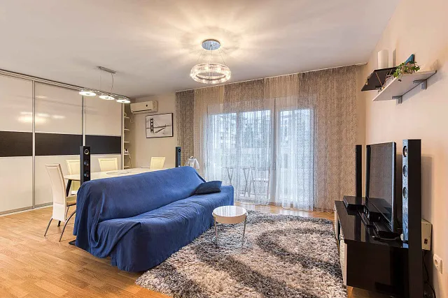 Apartment with 2 bedrooms in Bečići — photo 5