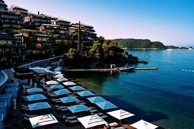Luxurious apartments in Budva with spectacular sea view — photo 6