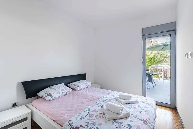 One-bedroom apartment in a complex with a swimming pool in Pržno — photo 9