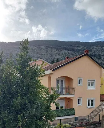 stanovi sutorina — photo 3
