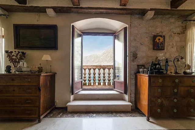 A furnished four-storey villa in Prcanj — photo 16