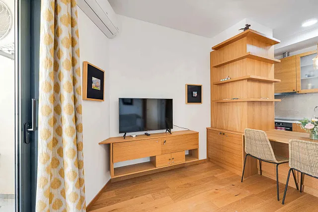 Modern, Fully Furnished Apartment for Sale in Bečići — photo 8