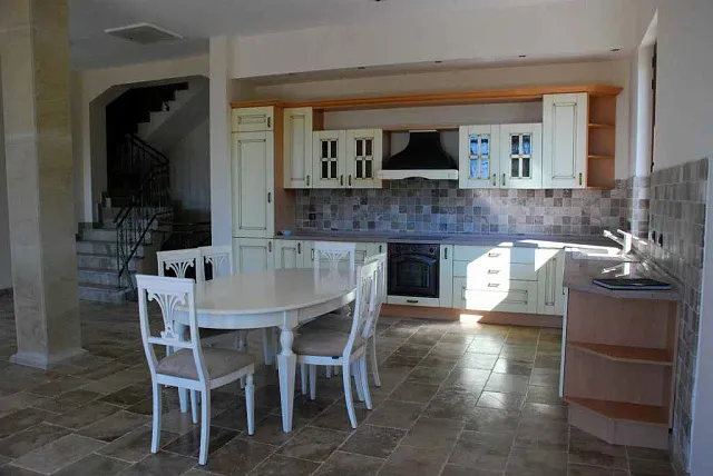 Luxurious villa in Petrovac — photo 4