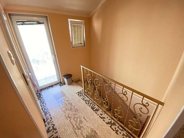 Attractive House in Tivat with Terraces and Sea View — photo 10