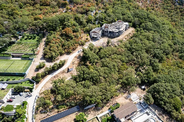 7,715 m² Land with Structures and Unfinished Construction near Sveti Stefan — photo 23