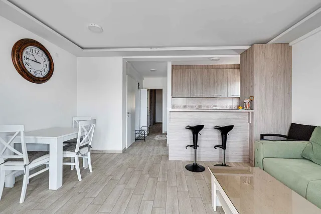 Modern 55 m² Apartment with Parking in Tivat — photo 4