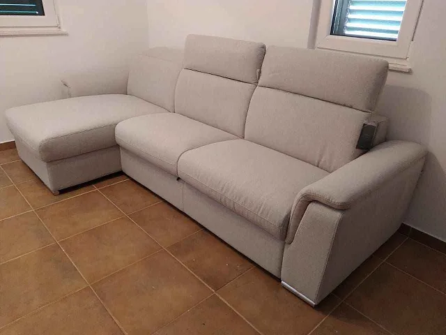 Zu verkaufende Wohnung in Orahovac mit Panoramablick auf das Meer — photo 7