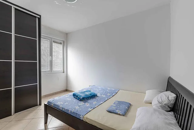 72 m² apartment in the center of Budva — photo 15