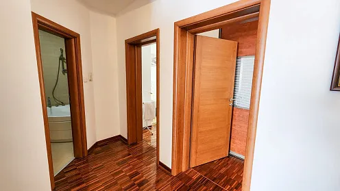 # 6872 Furnished apartment, 105 m², in Stoliv — photo 3