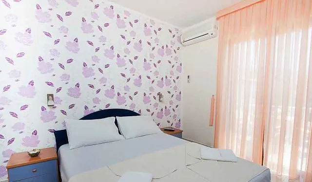 Villa-Hotel near the sea in Becici — photo 9