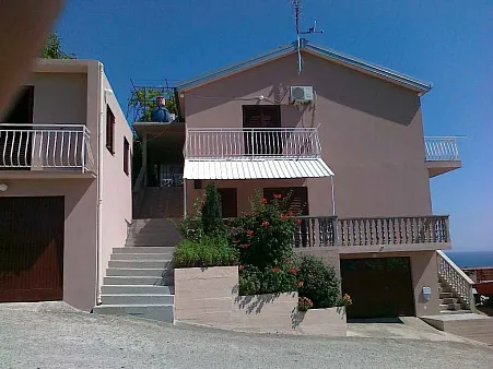 Three – storey house for sale in Herceg Novi