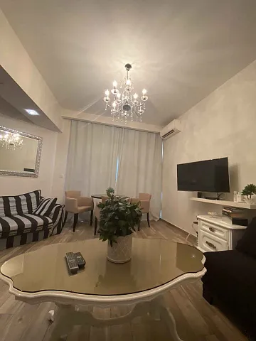 Two-bedroom apartment for sale in the very center of Budva. — photo 9