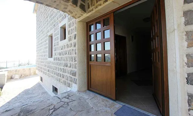 Rustic style villa with seaview — photo 5