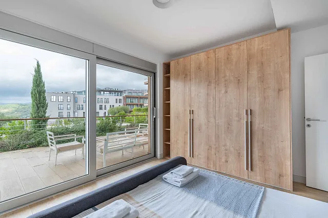 For Sale: Spacious Three-Bedroom Apartment with Sea View and a 40 m² Terrace — photo 29