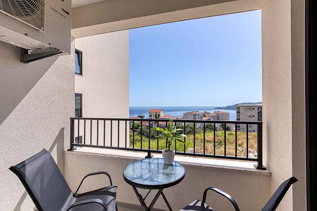 2 Bedroom apartment in Becici — photo 15
