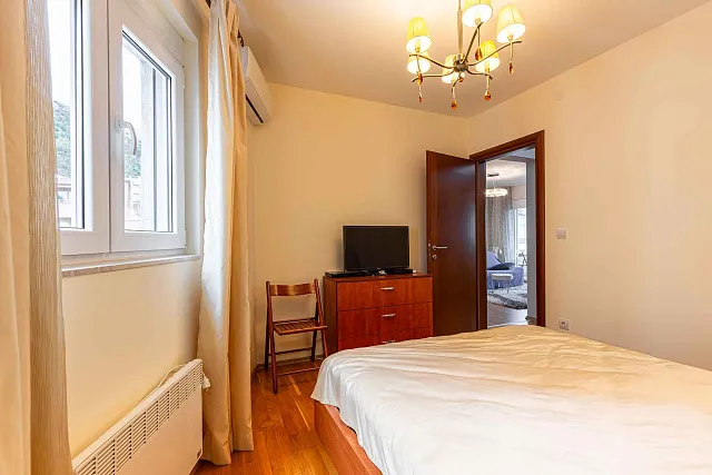 Apartment with 2 bedrooms in Bečići — photo 17
