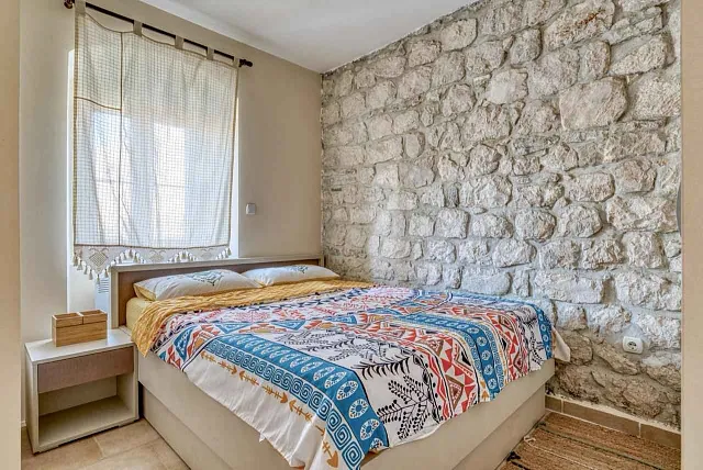 Stunning Stone Villa in Prčanj with Panoramic Bay Views — photo 29