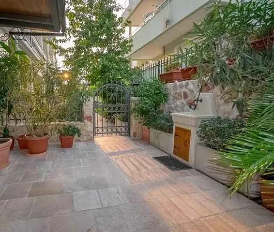 Apartment with two bedrooms in Herceg Novi near the sea — photo 7