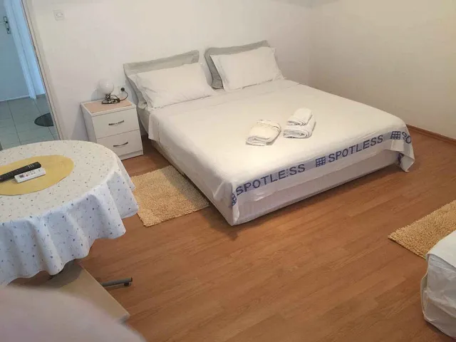 Apartment house in Herceg Novi — photo 5