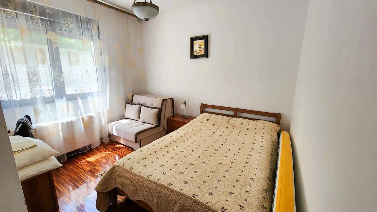 # 6872 Furnished apartment, 105 m², in Stoliv