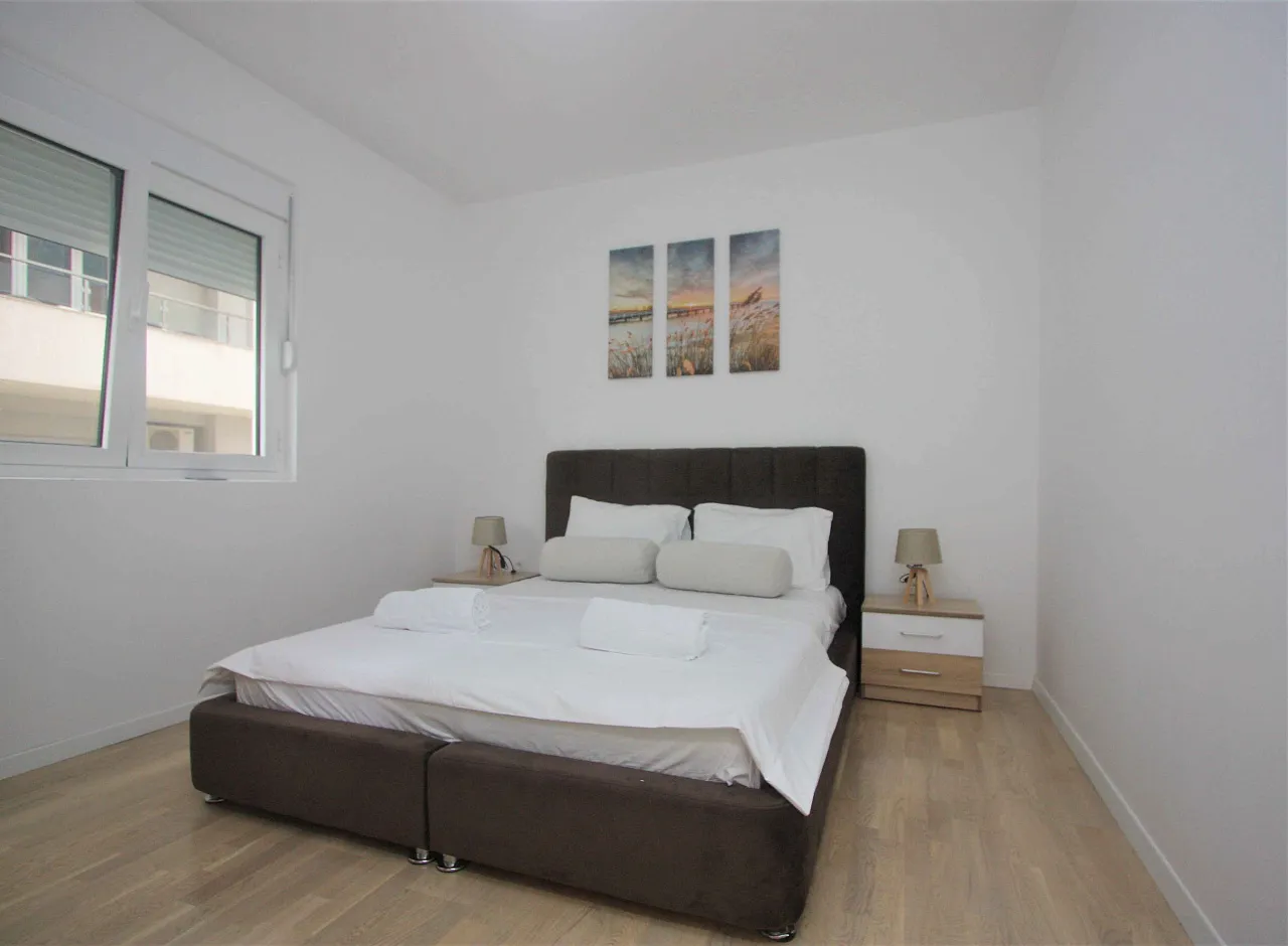 Apartment in Rafailovici 