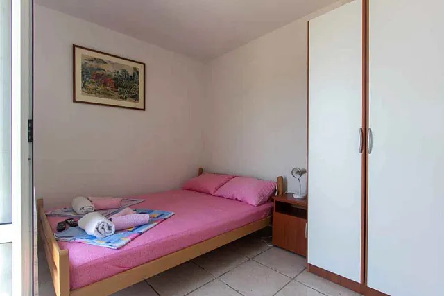 Three-storey house with sea view in Kruce — photo 9