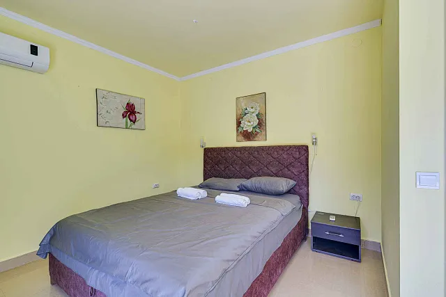 Spacious house with sea views in the picturesque area of ​​Djurashevichi — photo 37