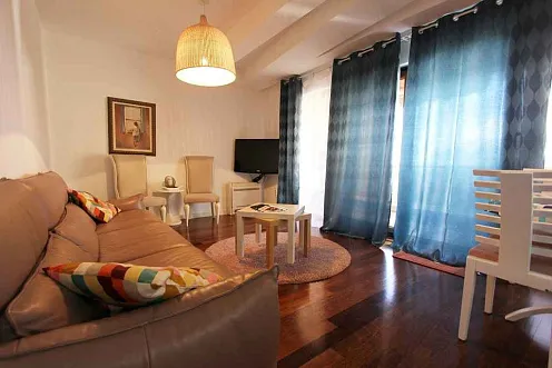 One bedroom apartment with sea view near St. Stefan
