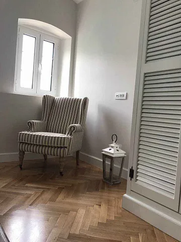  — photo 10