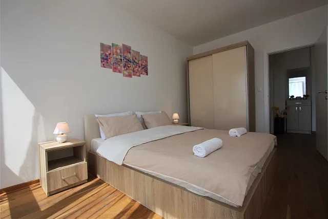Apartment in Rafailovici  — photo 10