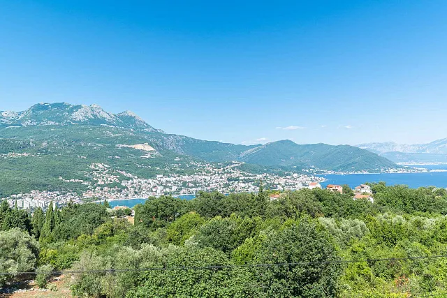  Herceg Novi – Luxury Duplex with Panoramic Bay Views — photo 9