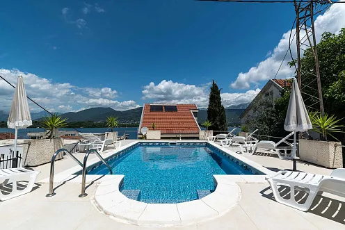 Spacious house with sea views in the picturesque area of ​​Djurashevichi — photo 2
