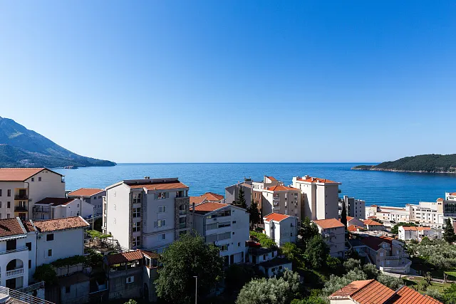 Becici 67 m² Apartment with Sea View, 2 Bedrooms and Terrace — photo 4
