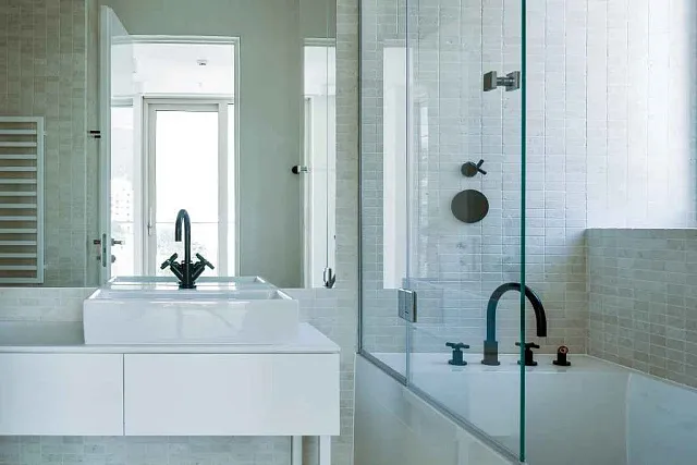 Luxurious apartment in Budvawith spectacular sea view — photo 11