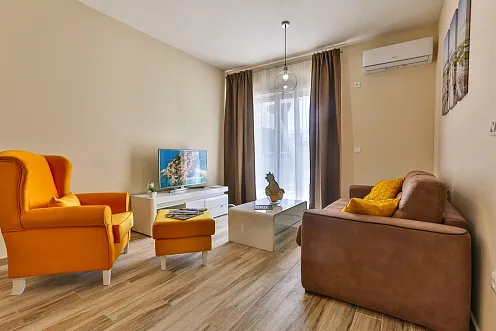 Sunny Side Resort & Spa Rental Apartment