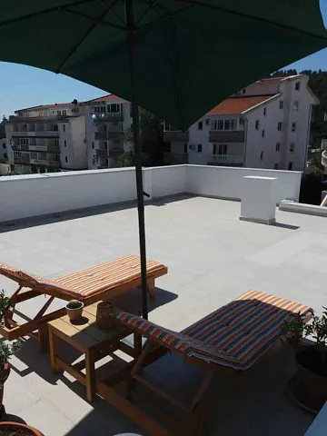 Mini hotel in Sutomore — photo 32