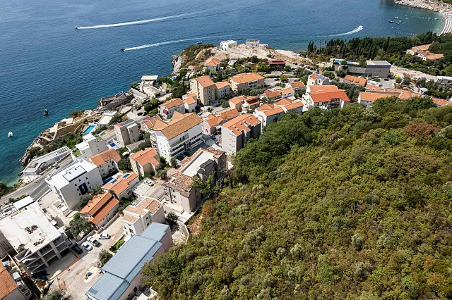 Beautiful plot in a attractive location between Budva and Sveti Stefan, with the approved site development parameters — photo 7