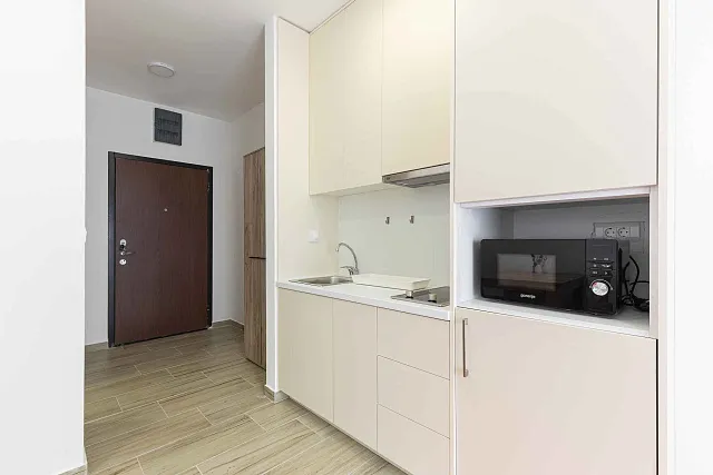 Studio Apartment in Bečići – Luxury Complex with Pool and Spa — photo 4