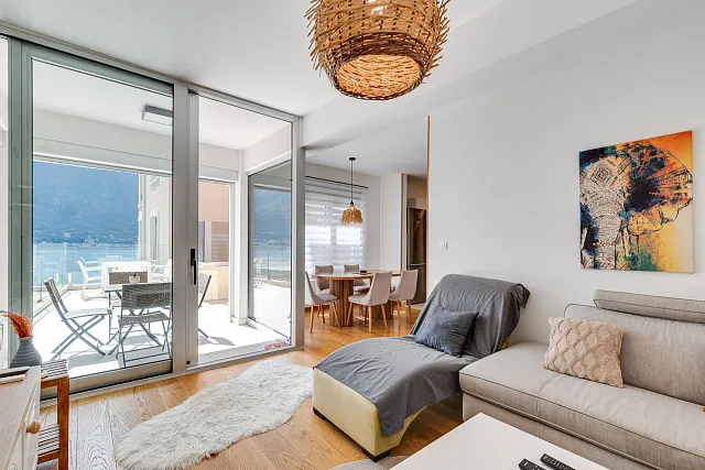Attractive 86 m² Apartment in Dobrota – Large Terrace, Sea View, Garage & Storage