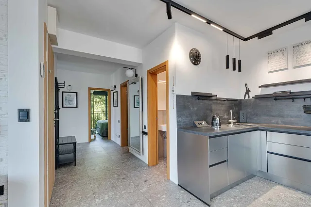 Modern three-bedroom apartment in the centre of Tivat with sea views — photo 16