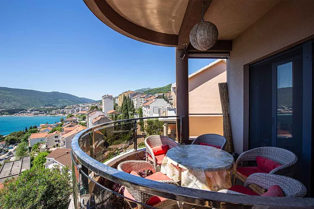 Excellent villa in the center of Herceg Novi — photo 48