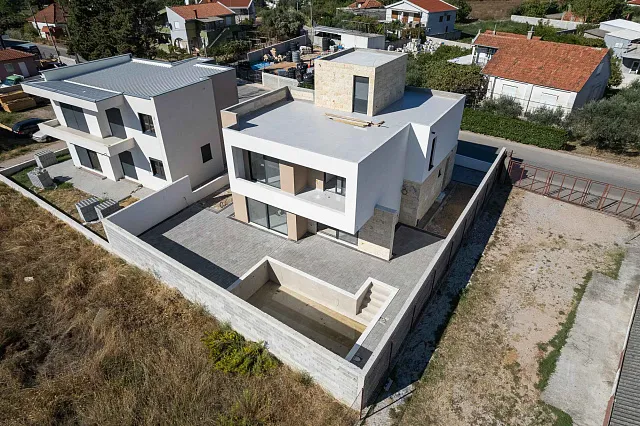Modern House in Bar with Terrace and 3 Bedrooms