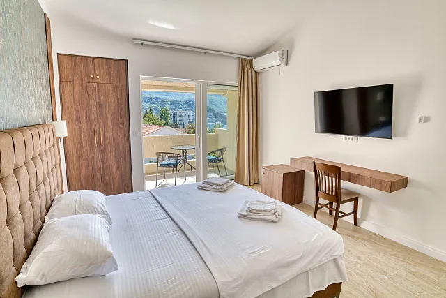 Fully Equipped Hotel with Restaurant in Bečići – 200m from the Sea — photo 11