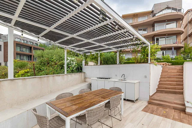 For Sale: Spacious Three-Bedroom Apartment with Sea View and a 40 m² Terrace — photo 6