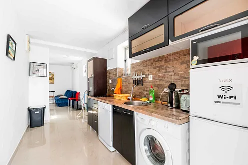 Apartment 60m2 with two bedrooms in Rafailovici — photo 3