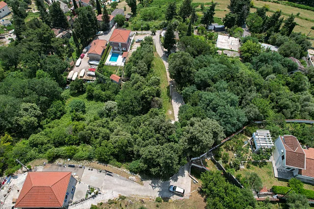 Urbanized plot of land for sale with a total area of 1,267 m² — photo 4