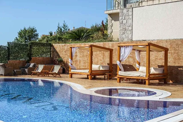 Luxury Two-Bedroom Apartment 64 m² with Panoramic Sea View — photo 19