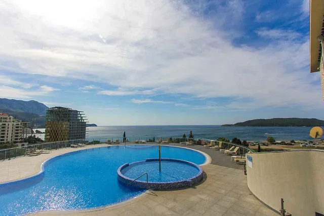 Apartment for sale in Becici in a complex with a pool — photo 15